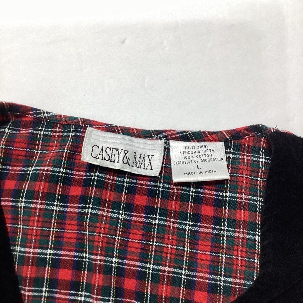 Casey & Max Crushed Velvet Plaid Embroidered Christmas Holiday Vest Large - Picture 3 of 9